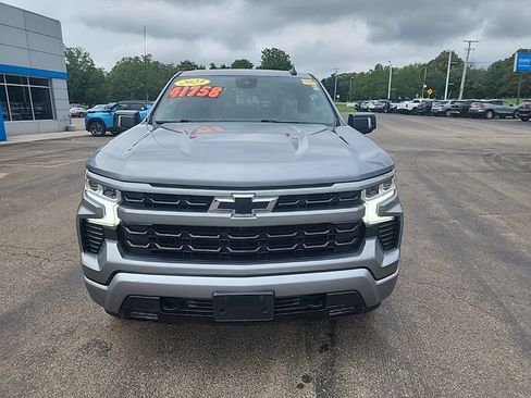 Used 2023 Chevrolet Silverado 1500 RST w/ Convenience Package II AWD/4WD image 2