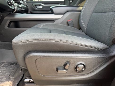 Used 2022 RAM 1500 Big Horn RWD image 11
