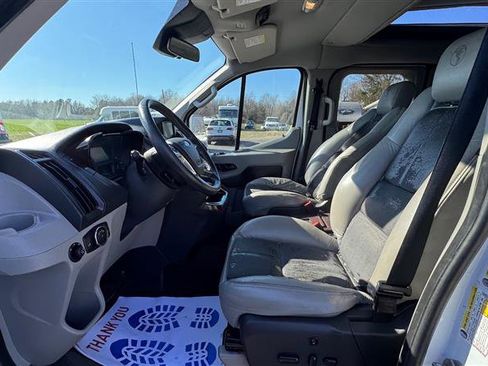 Used 2016 Ford Transit 150 XLT image 35