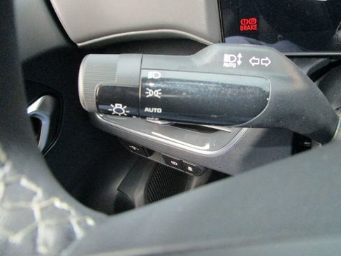 Used 2025 Kia K4 EX image 35