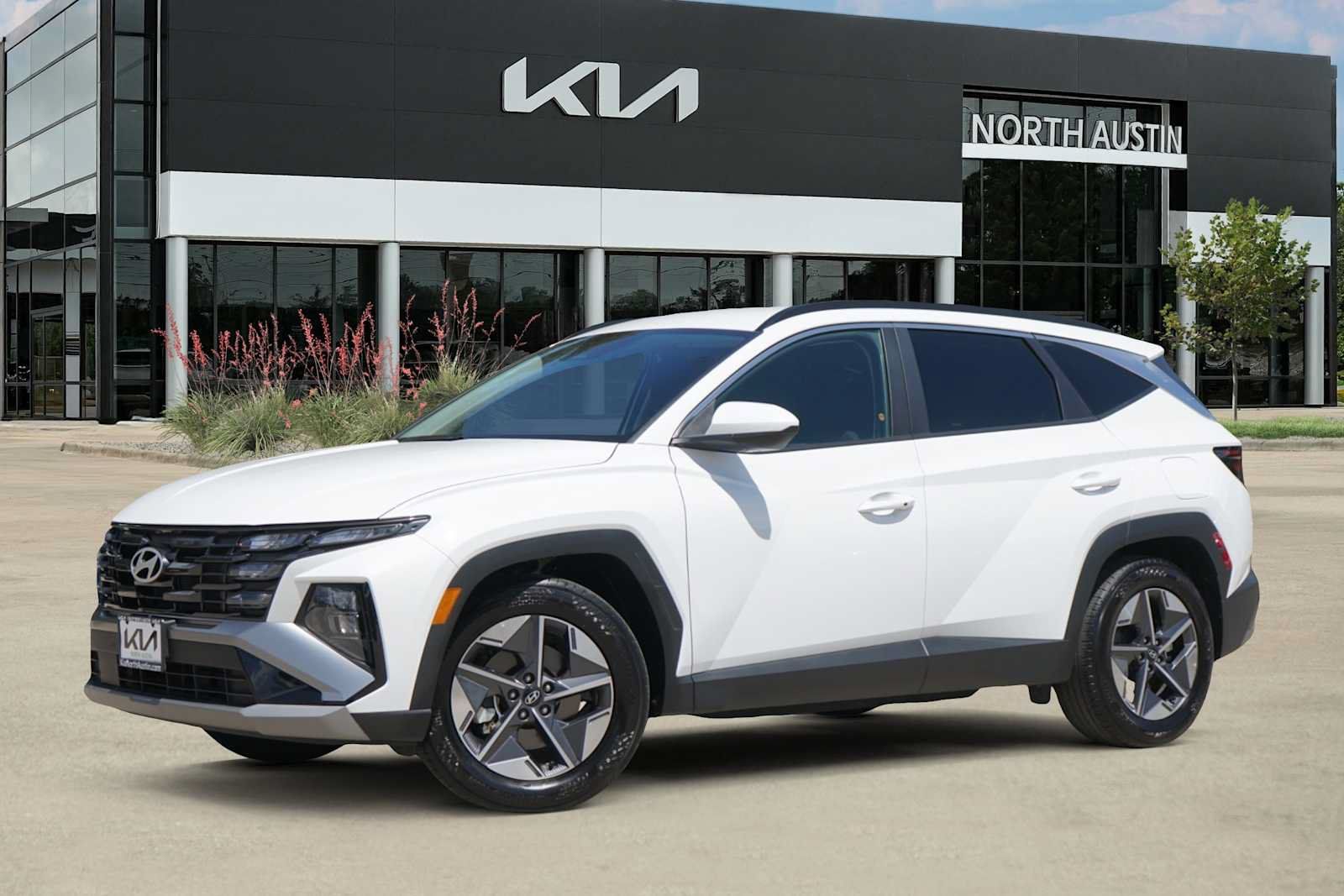 Used 2026 Hyundai Tucson SEL Plus FWD image 1