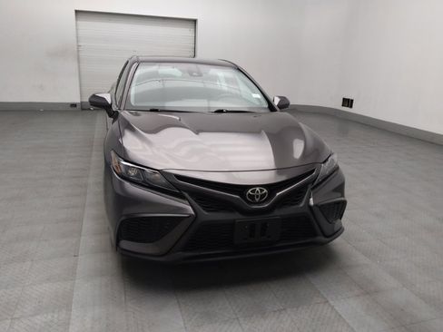 Used 2021 Toyota Camry SE image 14