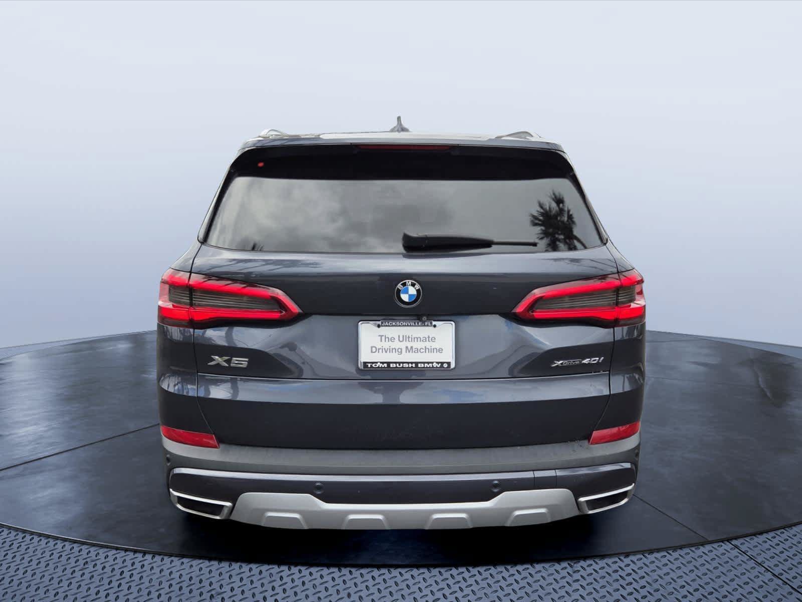 Used 2019 BMW X5 xDrive40i w/ Premium Package 2 AWD/4WD image 4