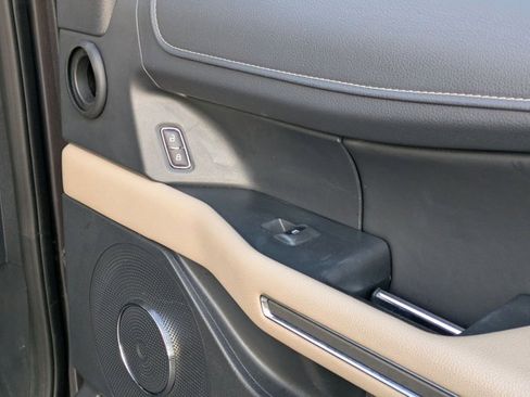 Used 2024 Ford Expedition Max XLT image 29