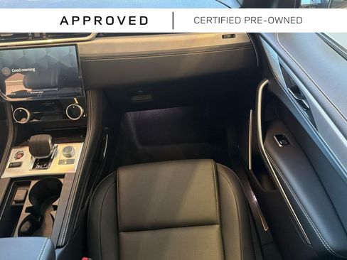 Used 2025 Jaguar F-PACE R-Dynamic S AWD/4WD image 31