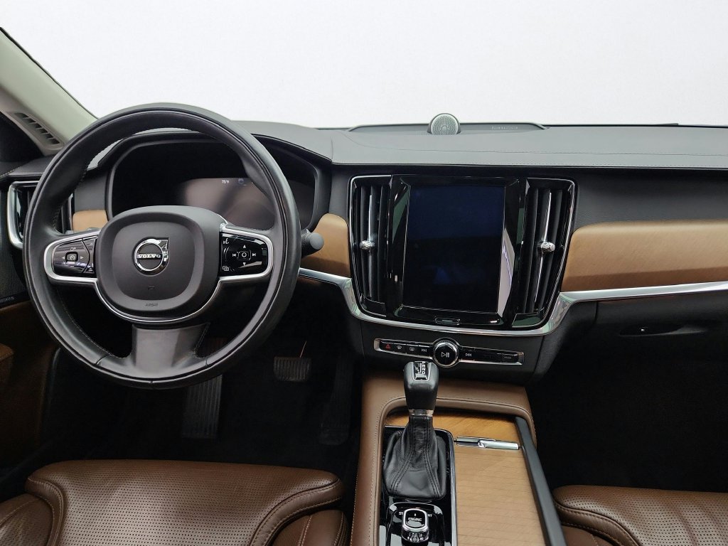 Used 2018 Volvo S90 T6 Inscription w/ Protection Package Premier AWD/4WD image 27