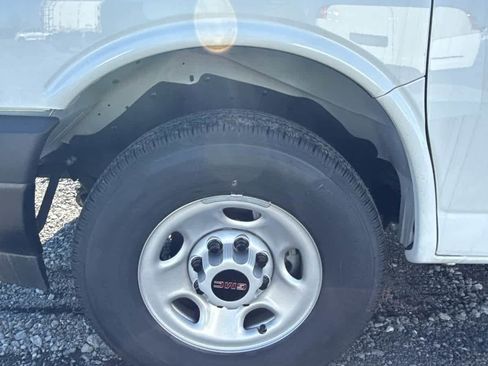 New 2025 GMC Savana 2500 w/ Driver Convenience Package RWD image 3