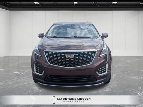 Used 2023 Cadillac XT5 Premium Luxury w/ LPO, Floor Liner Package AWD/4WD image 8