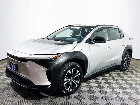 Certified 2024 Toyota bZ4X XLE image 4