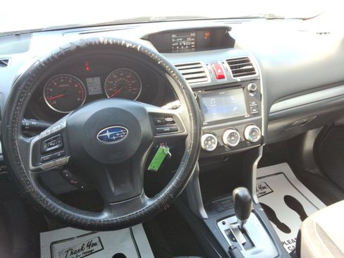 Used 2016 Subaru Forester 2.5i AWD/4WD image 12