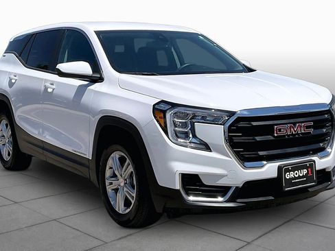 Used 2024 GMC Terrain SLE FWD image 3