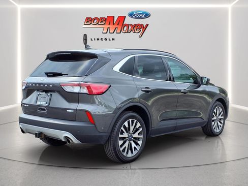 Used 2020 Ford Escape Titanium AWD/4WD image 4