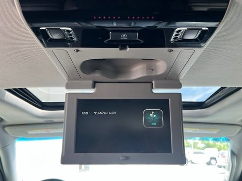 Used 2016 Chevrolet Tahoe LT RWD image 12