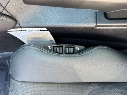 New 2024 Nissan Z Performance w/ Heritage Edition image 14