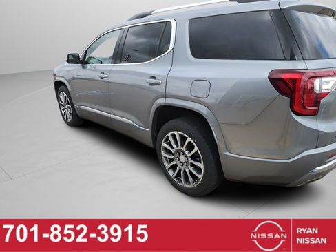 Used 2023 GMC Acadia Denali w/ Denali Ultimate Package AWD/4WD image 4