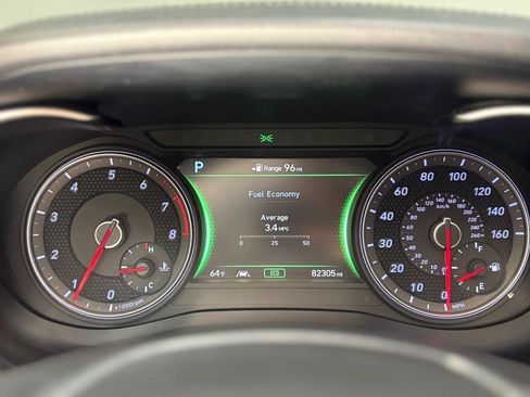 Used 2019 Genesis G70 2.0T Advanced RWD image 14