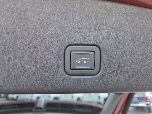 Used 2025 Cadillac Optiq Sport 2 w/ LPO, Floor Liner Package AWD/4WD image 16