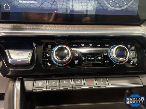 Used 2024 GMC Sierra 3500 Denali w/ Denali Reserve Package image 29