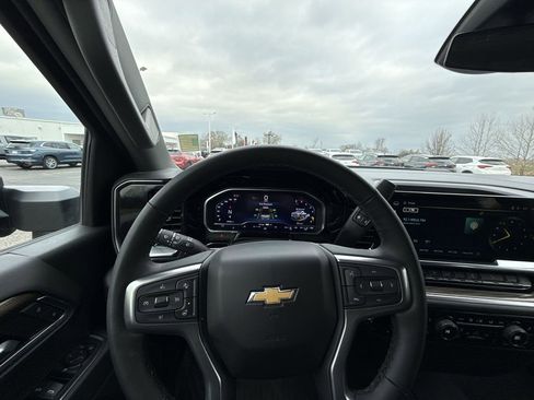 Certified 2024 Chevrolet Silverado 2500 LT image 17