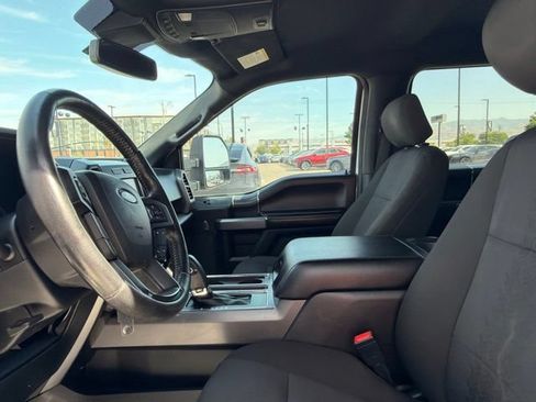Used 2019 Ford F150 XLT w/ Equipment Group 302A Luxury AWD/4WD image 19