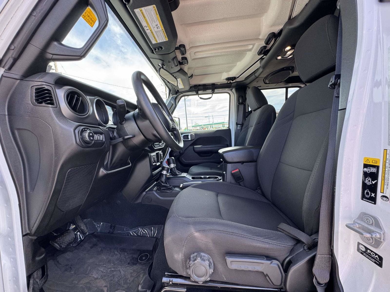 Used 2022 Jeep Gladiator Sport AWD/4WD image 23
