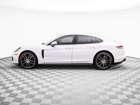 Used 2021 Porsche Panamera 4 w/ Premium Package AWD/4WD image 2