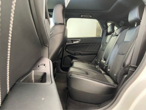 Used 2024 Ford Edge ST w/ Equipment Group 401A image 17