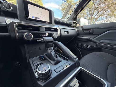 Used 2025 Toyota 4Runner SR5 image 15