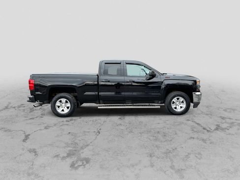 Used 2018 Chevrolet Silverado 1500 LT w/ LT Fleet Plus Package AWD/4WD image 9