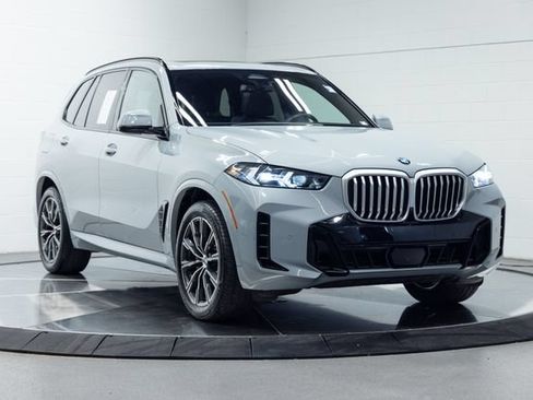 Used 2026 BMW X5 xDrive40i AWD/4WD image 4
