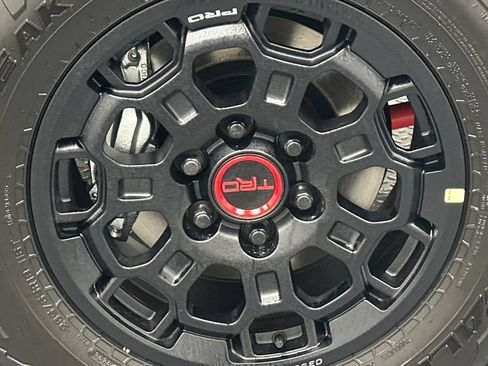 Used 2025 Toyota Sequoia TRD Pro AWD/4WD image 22