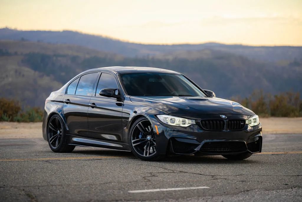Used 2016 BMW M3 RWD image 61