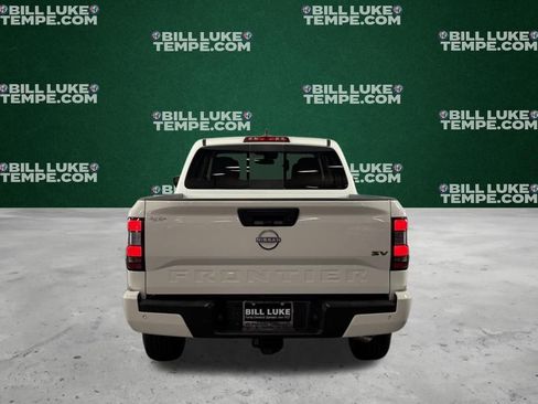 Used 2023 Nissan Frontier SV w/ Technology Package RWD image 7