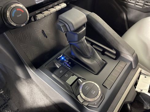 New 2026 Toyota Tacoma SR5 AWD/4WD image 23
