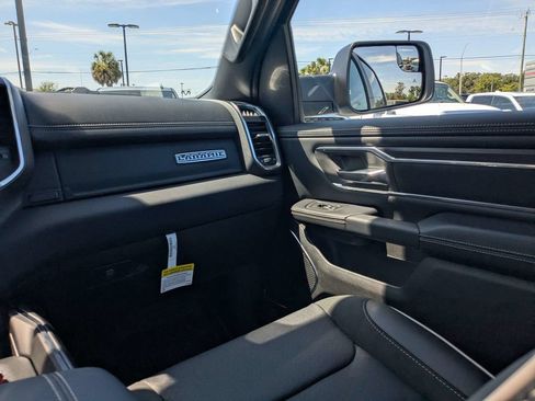New 2026 RAM 1500 Laramie w/ Laramie Preferred Package AWD/4WD image 18