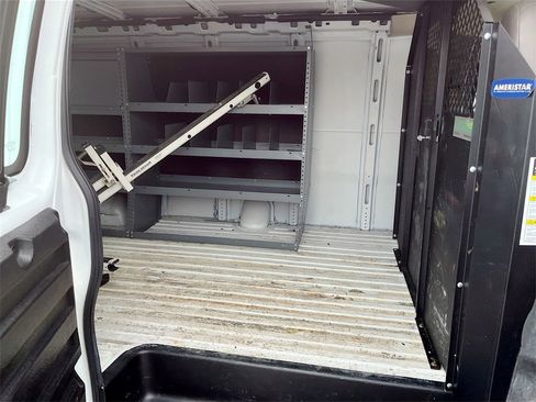 Used 2023 GMC Savana 3500 Extended w/ Driver Convenience Package image 25