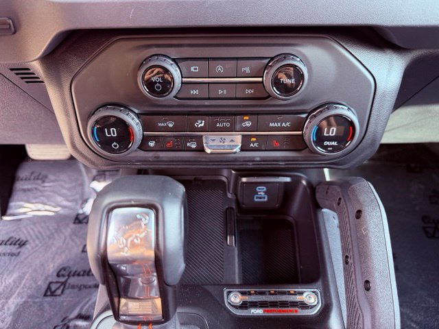 Used 2025 Ford Bronco Raptor AWD/4WD image 19