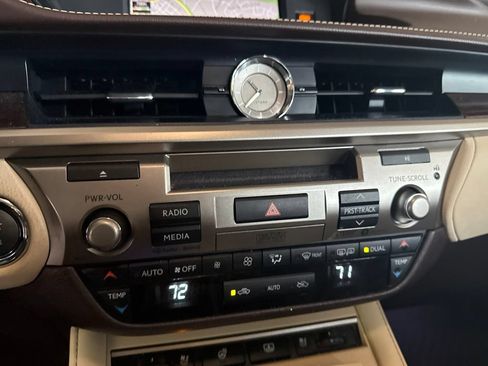 Used 2017 Lexus ES 350 FWD image 13