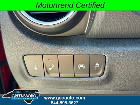 Used 2020 Hyundai Kona SEL Plus FWD image 32