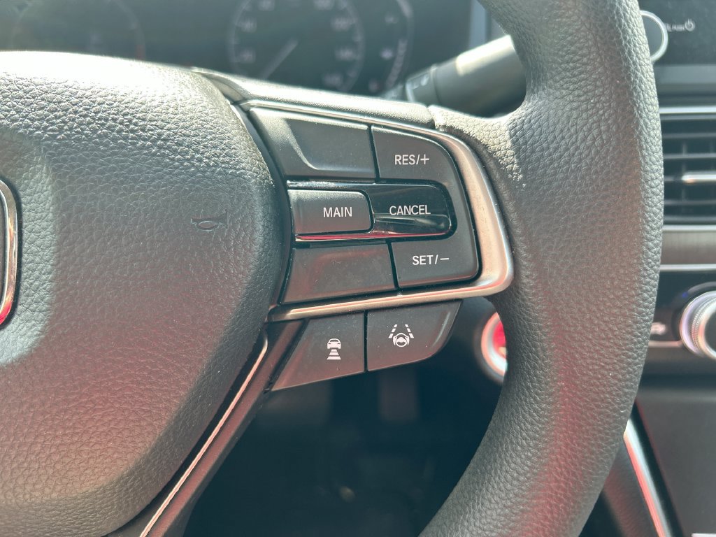 Used 2018 Honda Accord LX image 16
