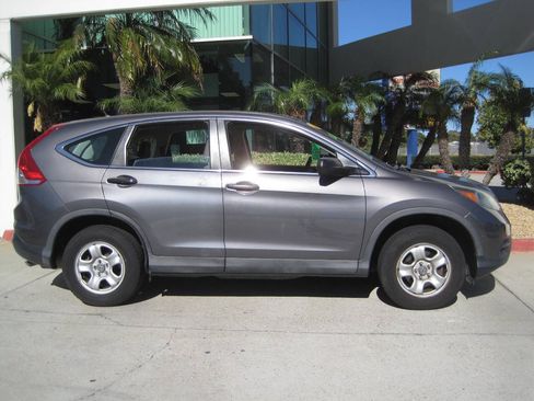 Used 2013 Honda CR-V LX image 8
