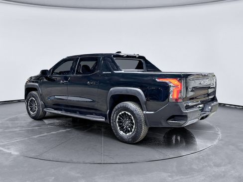 Used 2026 Chevrolet Silverado EV Trail Boss w/ Premium Package AWD/4WD image 2