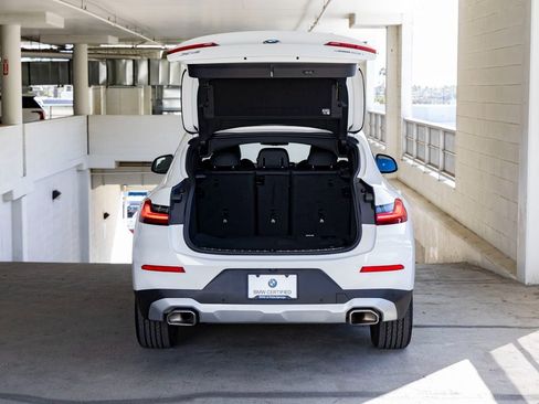Certified 2025 BMW X4 xDrive30i image 22