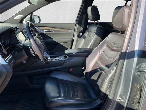 Used 2020 Cadillac XT6 Sport w/ Platinum Package image 12