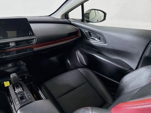 Certified 2024 Toyota Prius Prime FWD image 25