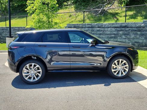 New 2026 Land Rover Range Rover Evoque Hoxton AWD/4WD image 8