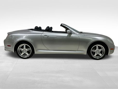 Used 2003 Lexus SC 430 Convertible image 4