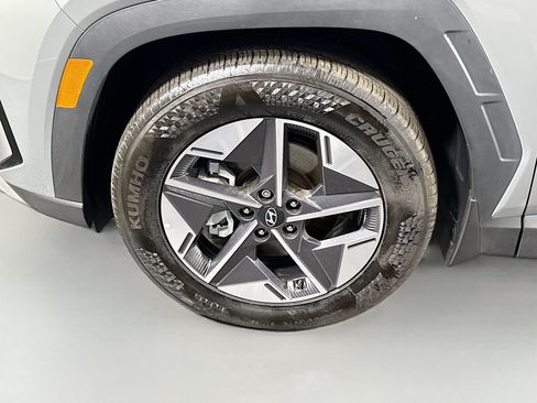 Used 2025 Hyundai Tucson SEL FWD image 38