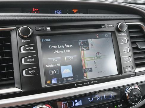 Used 2017 Toyota Highlander XLE image 36