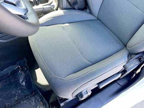 Used 2025 Jeep Wrangler Unlimited Sahara w/ Safety Group image 18